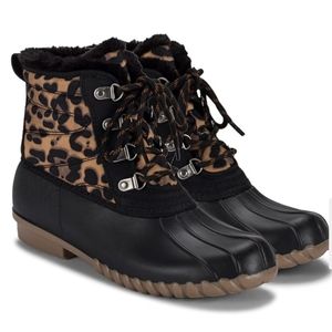 Baretraps Women's Flynn Winter Duck Boot water resistant black leopard print